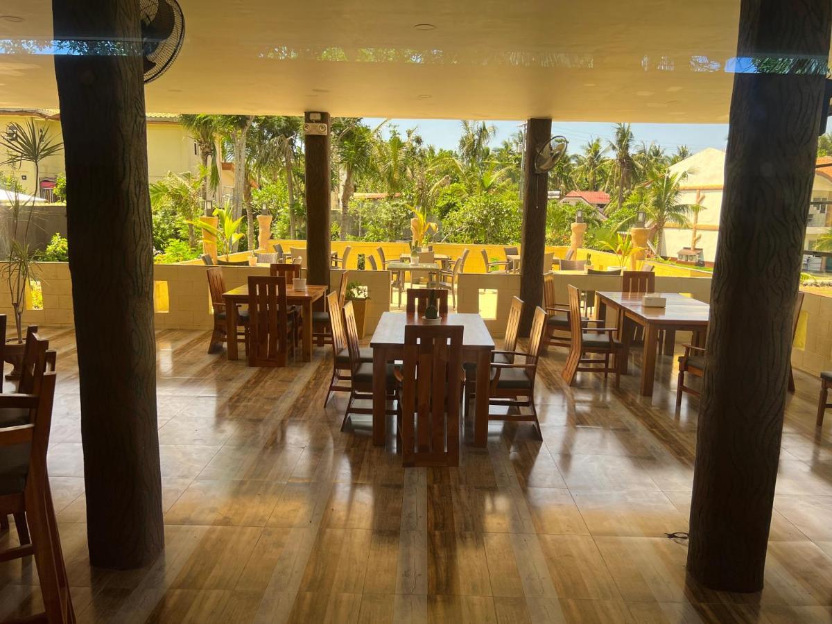 Cabilao Sunset Dive & Beach Resort Loon Exteriör bild